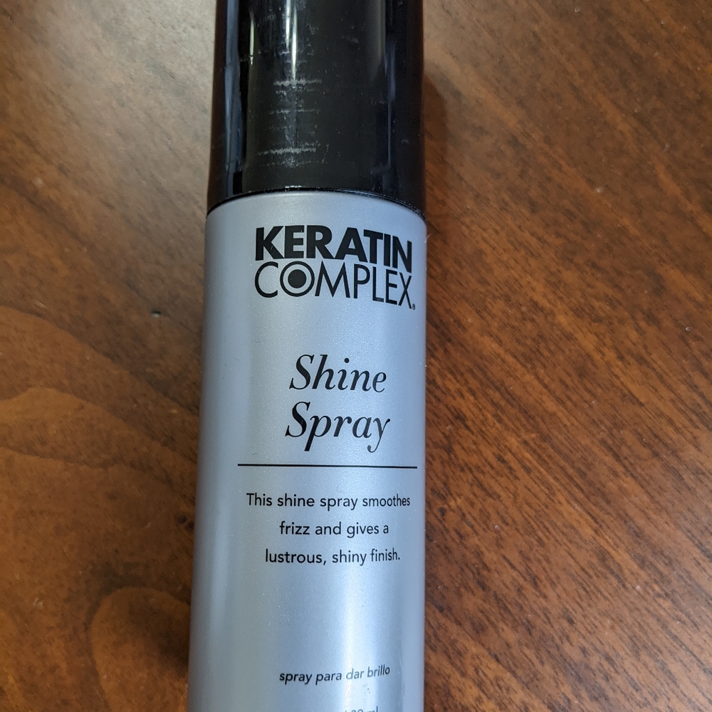 Keratin complex shine spray
